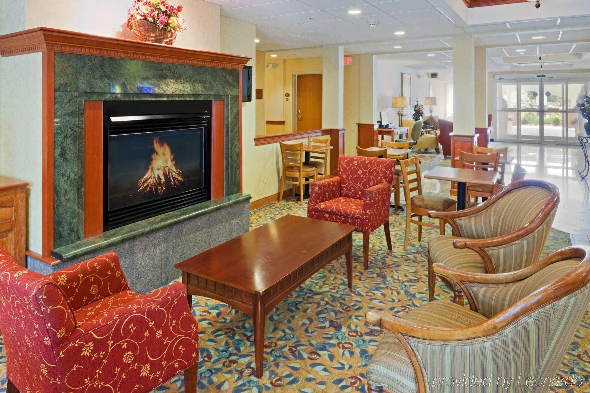 Holiday Inn Express Hotel & Suites Boston - Marlboro, An Ihg Hotel Hudson Exterior photo