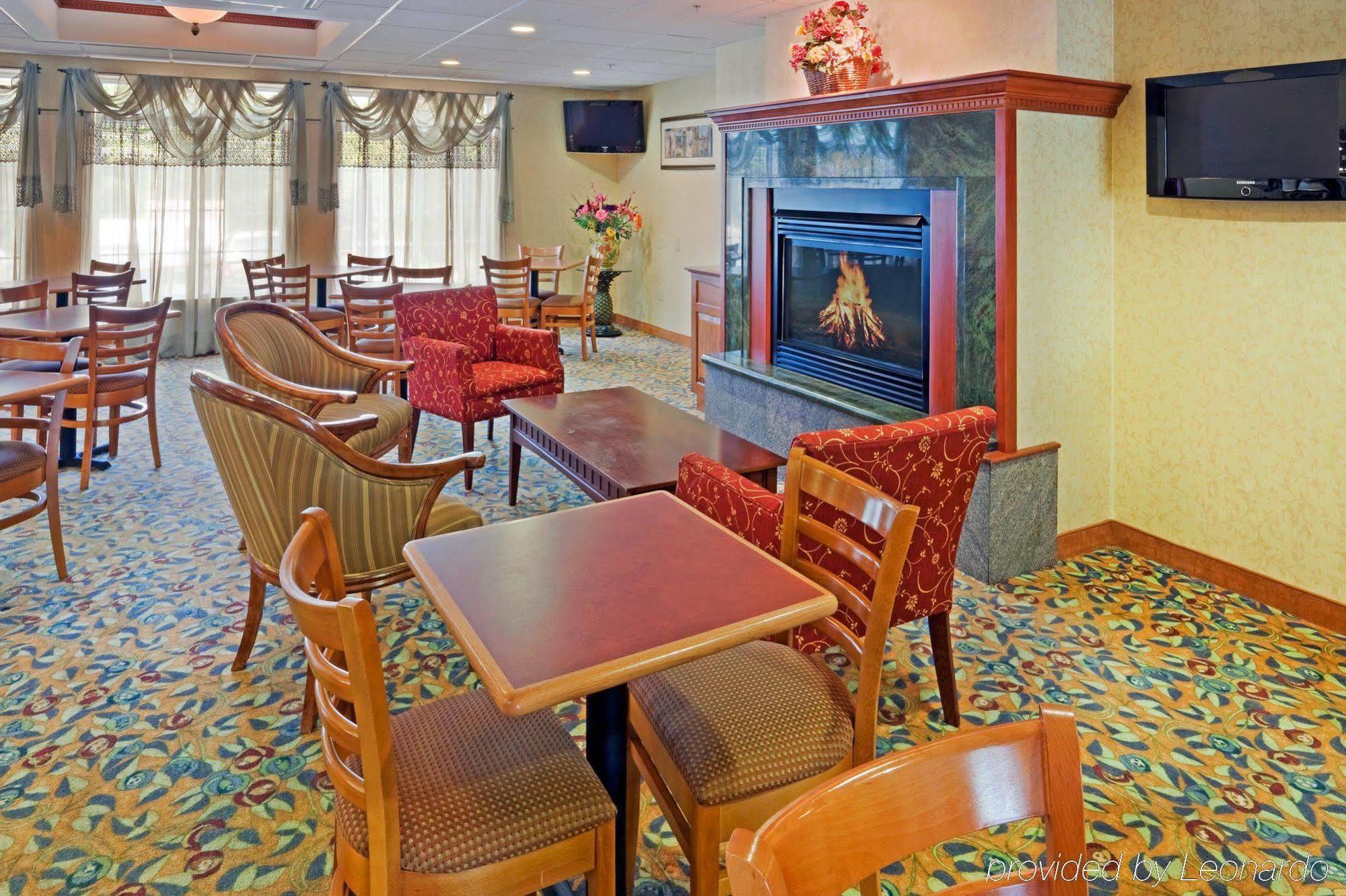 Holiday Inn Express Hotel & Suites Boston - Marlboro, An Ihg Hotel Hudson Exterior photo